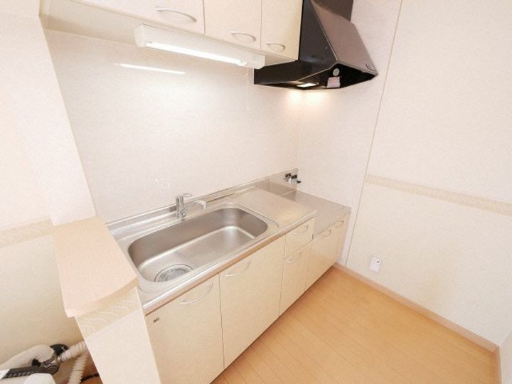 北海道札幌市西区八軒二条東5(アパート)の賃貸物件のキッチン