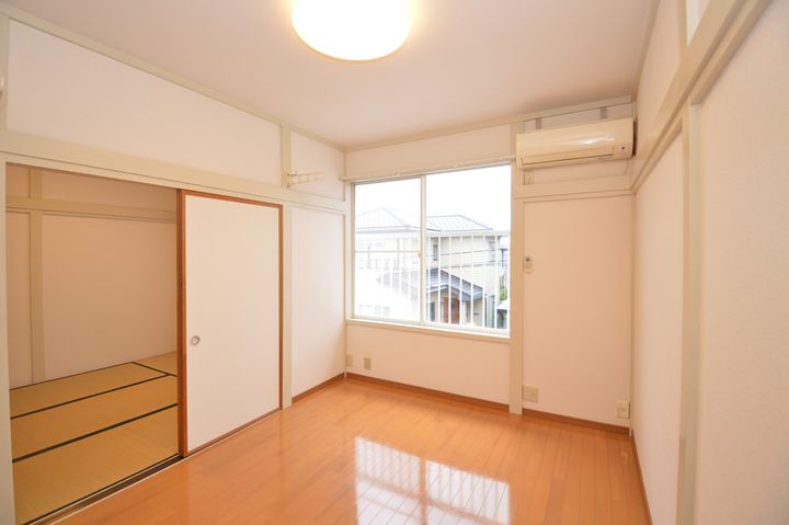 コーポわかばの居間