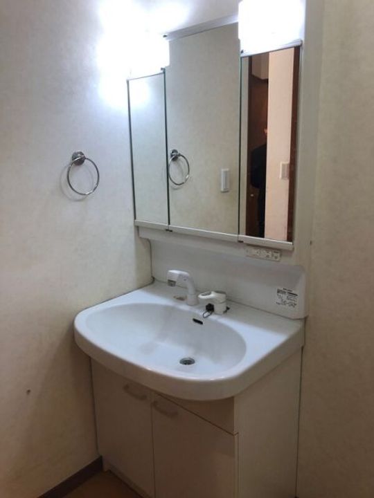 神奈川県横浜市鶴見区尻手2(一戸建)の賃貸物件の内装