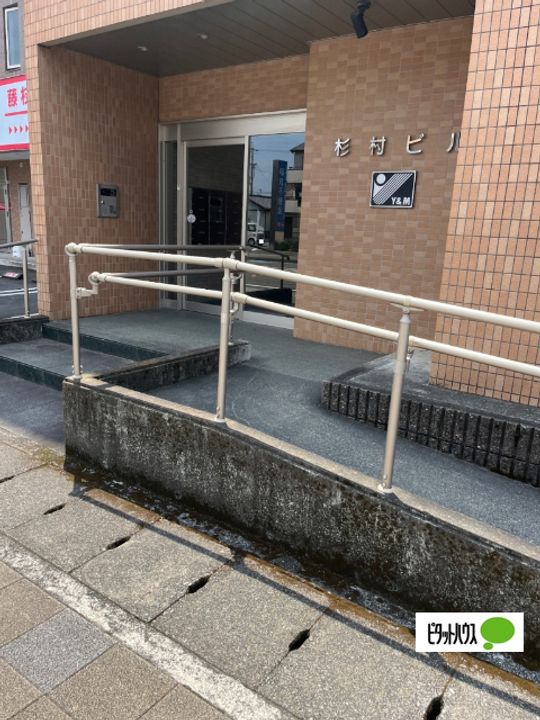 杉村ビルの地図