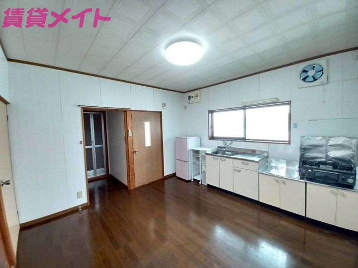 三重県四日市市七つ屋町(一戸建)の賃貸物件の居間