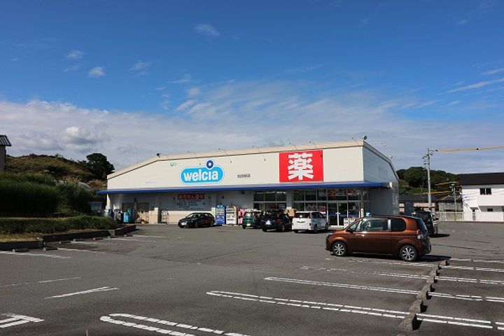 ファミール先生の周辺