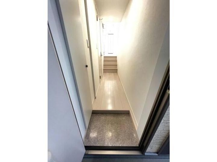 Moon Park 千種の玄関