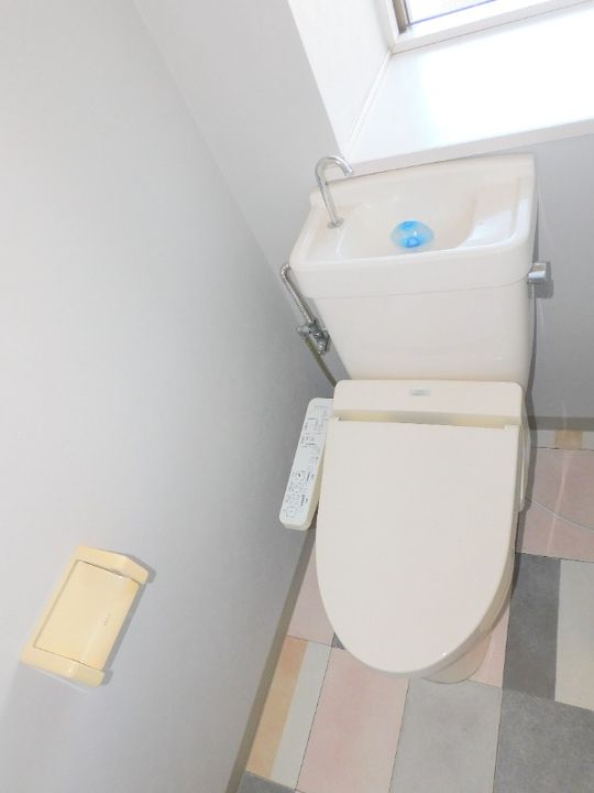 第三セブンサーペントの内装