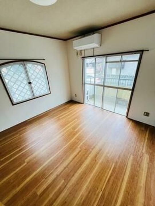 サンステージ八万の居間