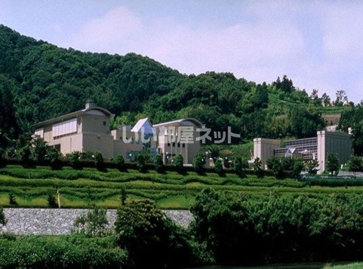 サンステージ八万の周辺