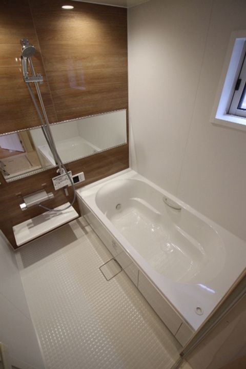 岡山県岡山市南区福成1(一戸建)の賃貸物件の風呂