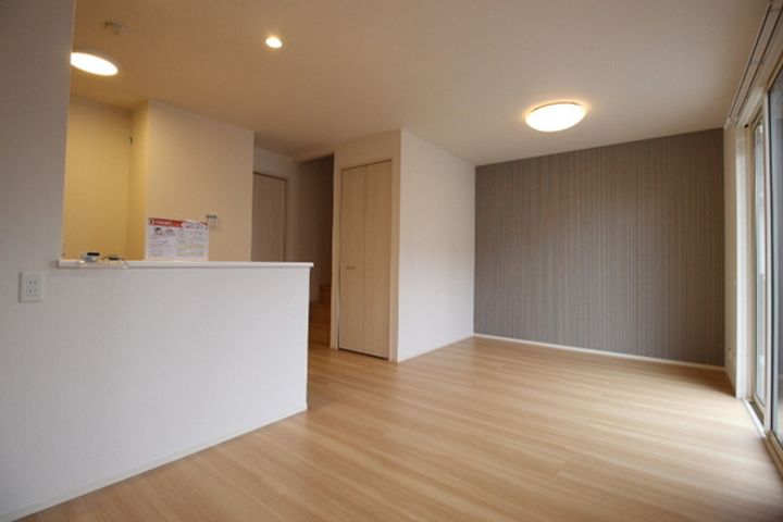 岡山県岡山市南区福成1(一戸建)の賃貸物件の居間