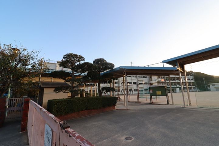 広島県広島市安芸区中野1(一戸建)の賃貸物件の周辺