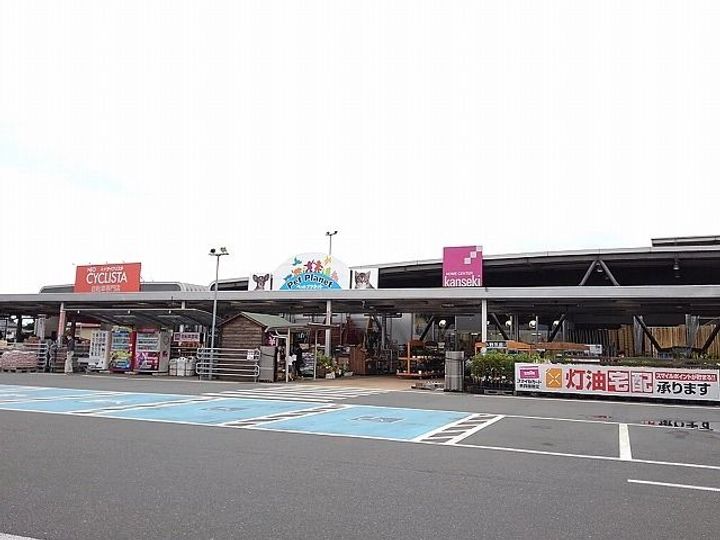 ラフィネ トロワの周辺