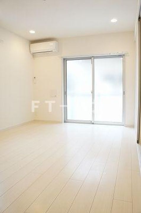 千葉県千葉市花見川区浪花町(アパート)の賃貸物件の居間