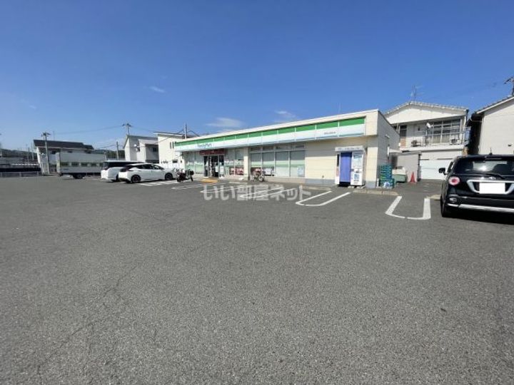 シャガールBの周辺