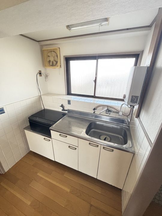 兵庫県明石市和坂1(マンション)の賃貸物件のキッチン
