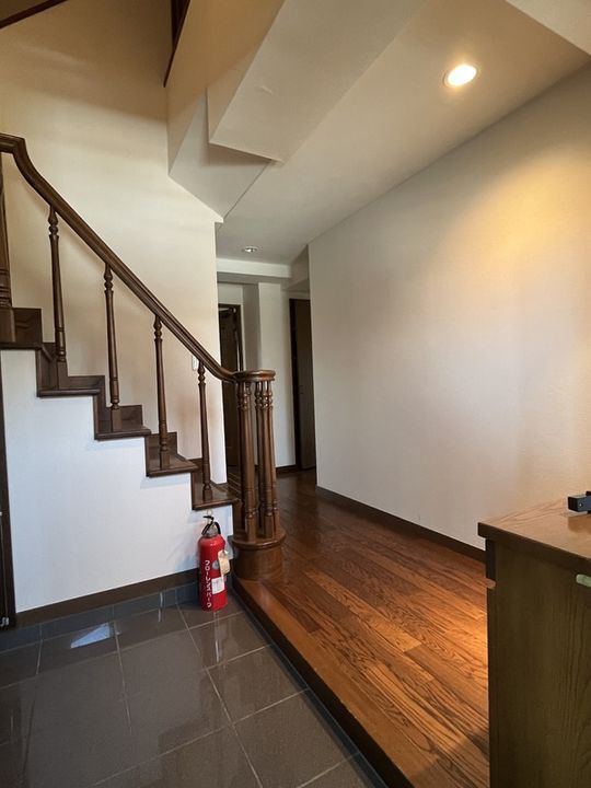 フローレンスパークの玄関