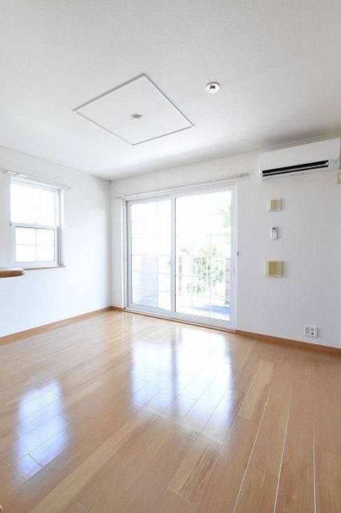 栃木県那須塩原市東小屋(アパート)の賃貸物件の居間