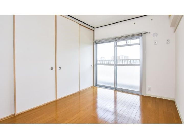 UR泉北茶山台二丁団地1棟の内装