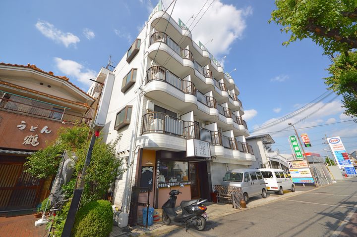 マルエスマンションの外観