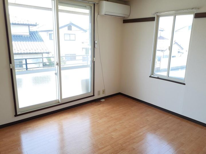 サンハイムしのぶの居間