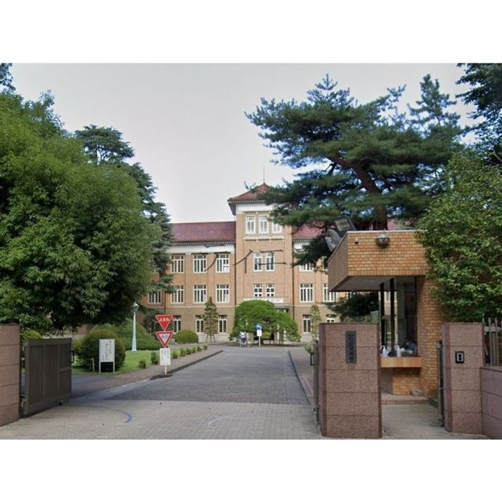 ベルメゾンの周辺