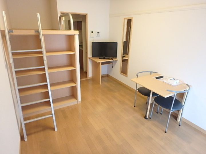 神奈川県相模原市中央区鹿沼台2(マンション)の賃貸物件の居間