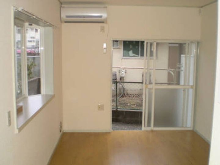 東京都八王子市子安町1(アパート)の賃貸物件の居間