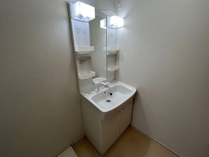 アルカンシェル コリーヌ1の内装