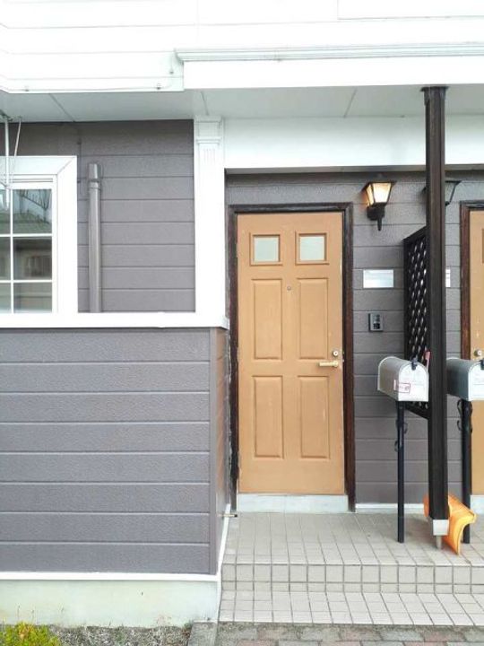 福島県福島市大森字丑子内(アパート)の賃貸物件の玄関