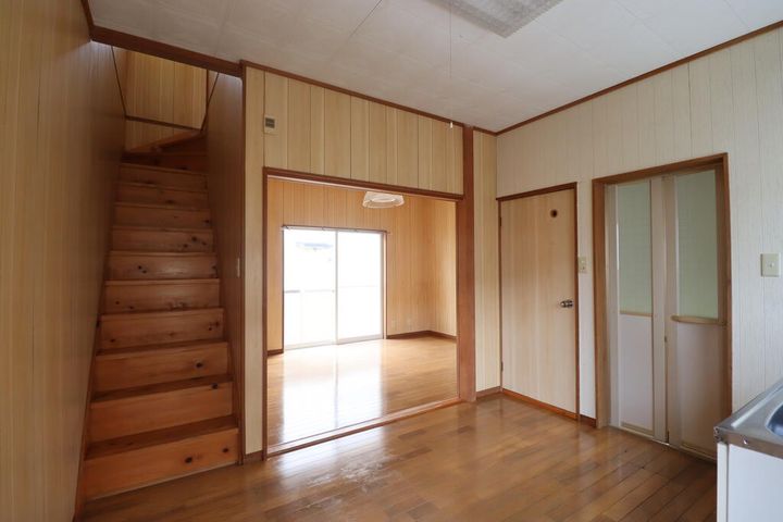 ラパス知手の内装