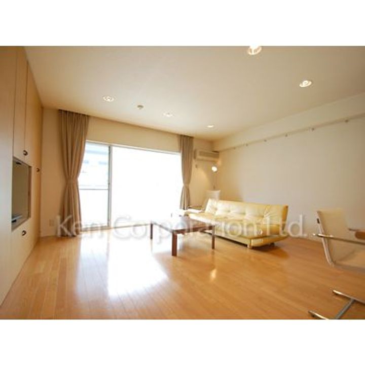 Elite Residence Miyamasuzakaの居間
