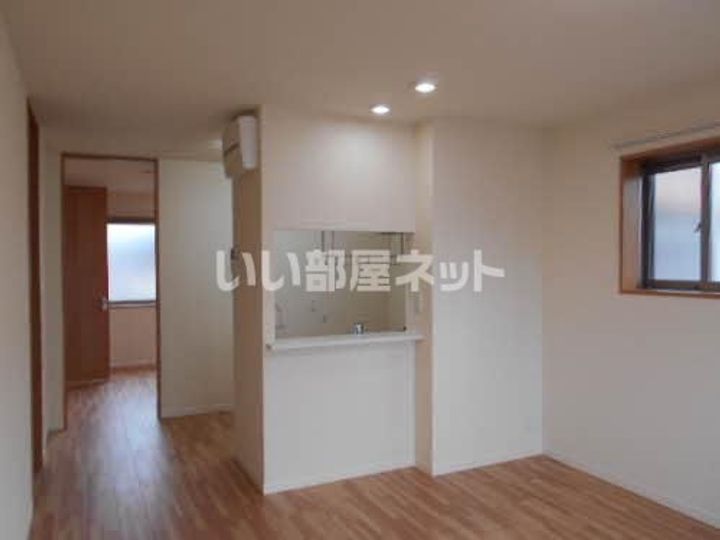 和歌山県和歌山市東高松1(マンション)の賃貸物件の居間