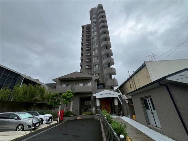 ドミール・コンフォールの外観