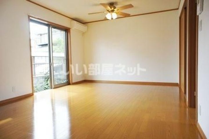 埼玉県入間郡毛呂山町大字小田谷(アパート)の賃貸物件の居間