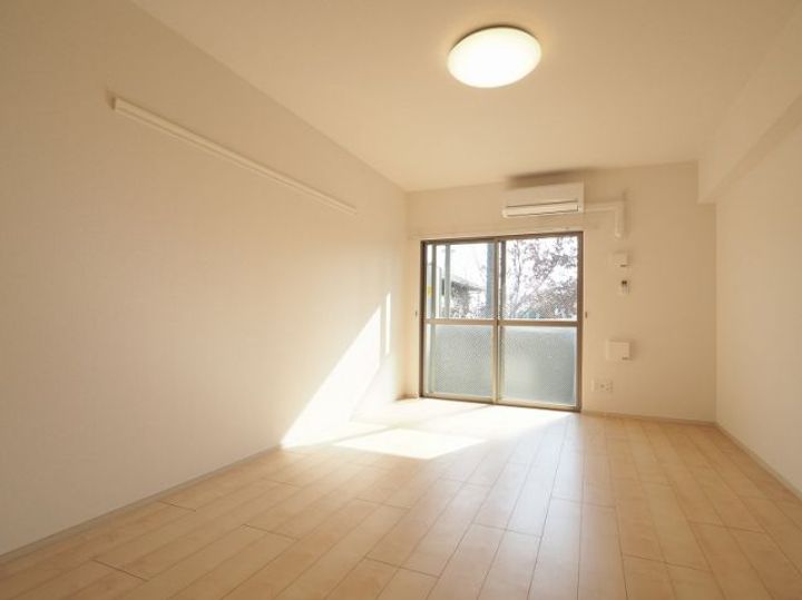 福岡県北九州市小倉南区北方1(マンション)の賃貸物件の居間