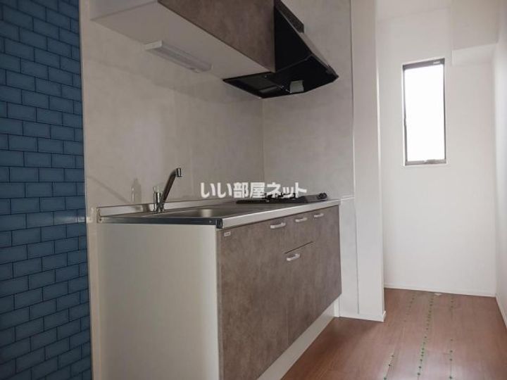 ワンリッチ上野町Aのキッチン