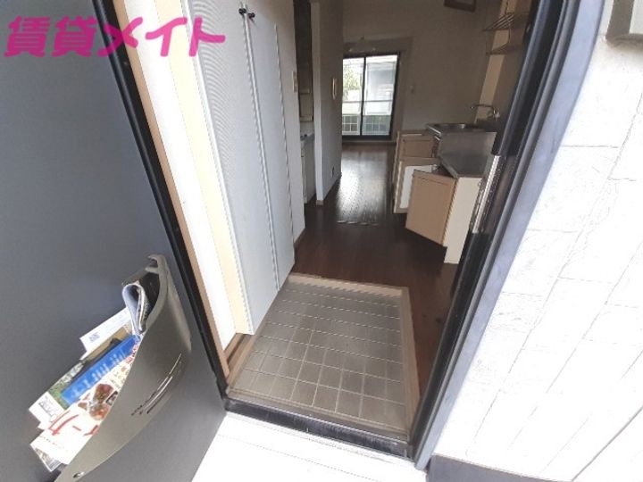 ビューコーポラス Bの玄関