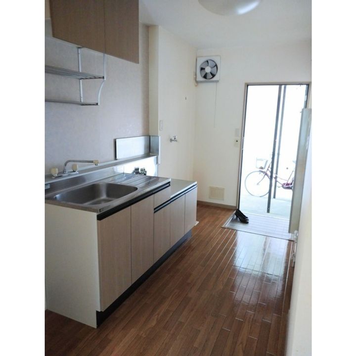 サンライフサンスイの玄関