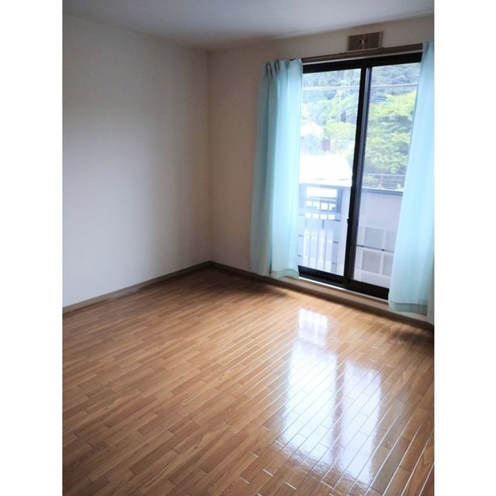 サンライフサンスイの居間