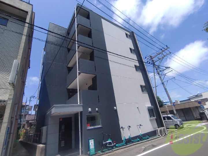 de luxe仙台川内の外観