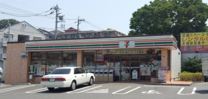 ユナイト森カーズレイクの周辺