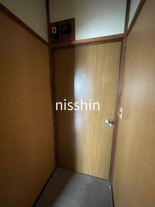 土屋アパートの玄関