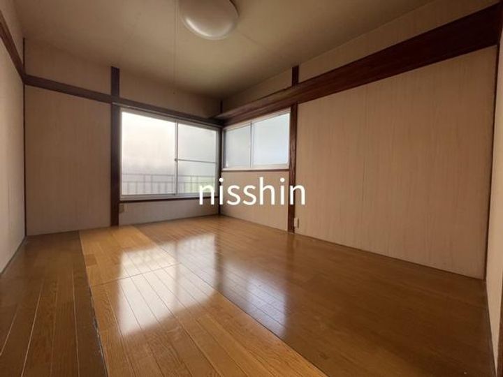 土屋アパートの居間