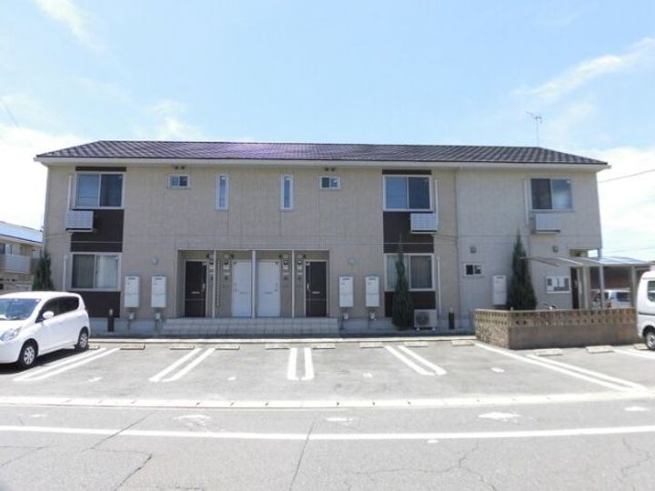 ルミエールIIの外観