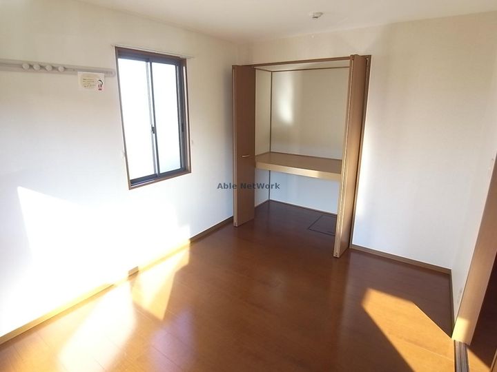 岐阜県大垣市直江町(アパート)の賃貸物件の居間