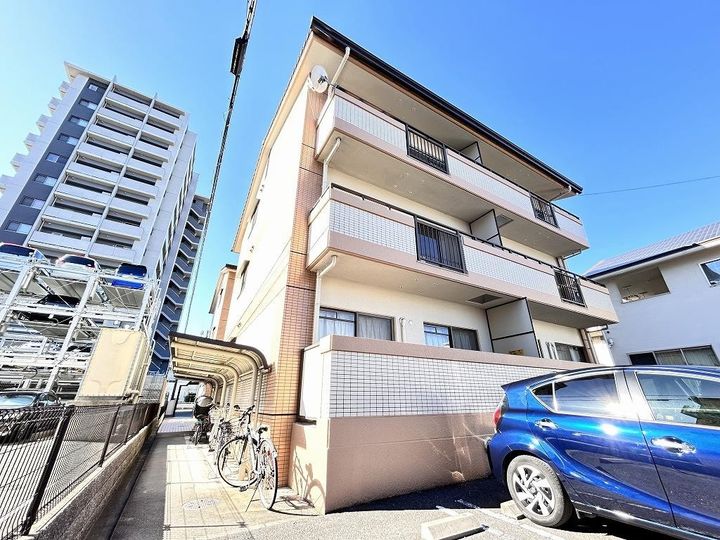 グランソレイユIIの外観