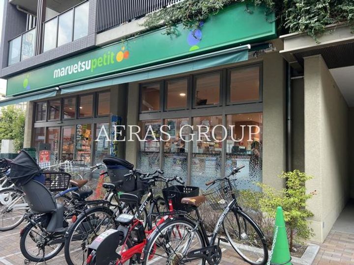 黒川ビルの周辺