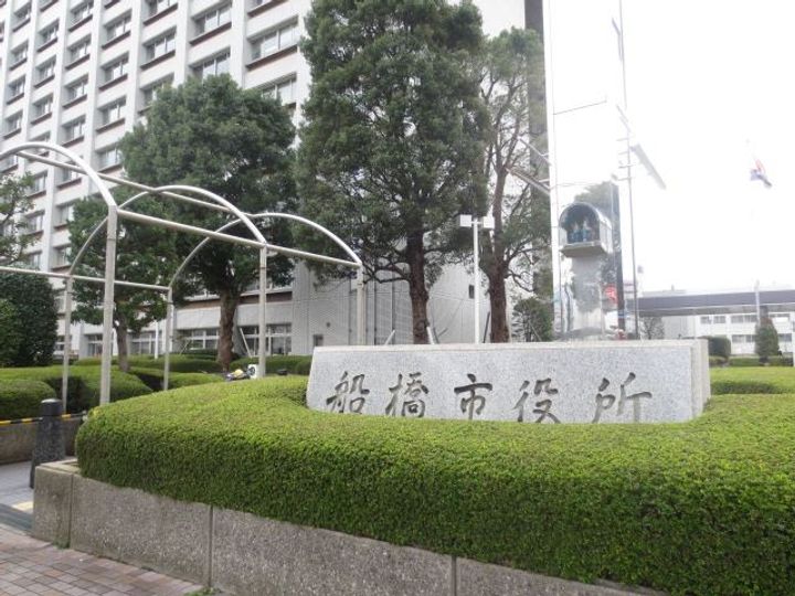 リエス湊の周辺