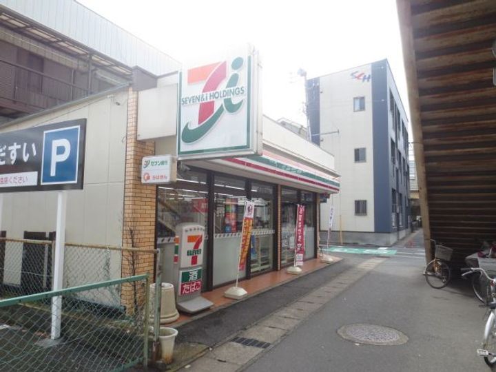 リエス湊の周辺