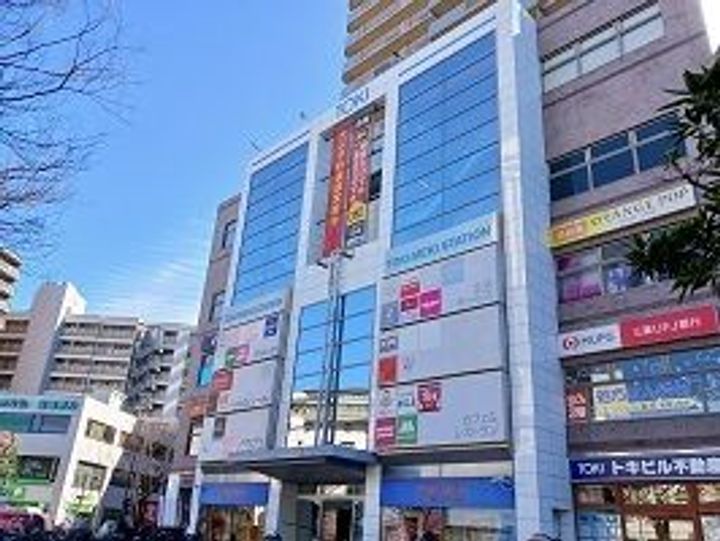 カーサ ブリリオの周辺