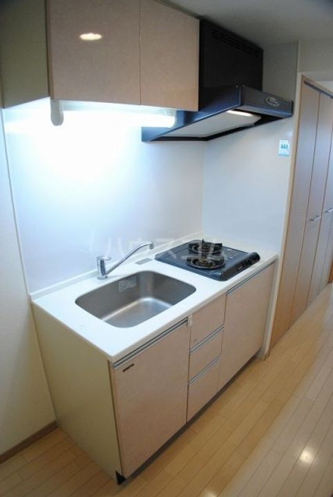 エヴァーステージ京都二条のキッチン