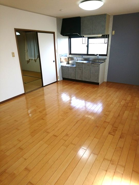 鹿児島県霧島市国分新町1(アパート)の賃貸物件の居間